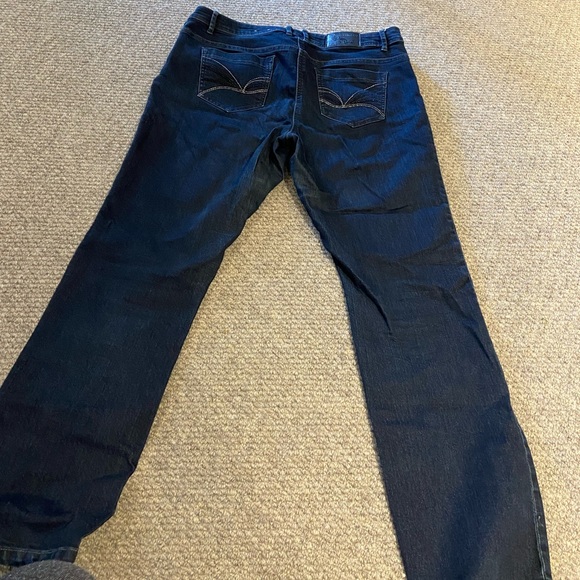 Womens bootcut jeans - Picture 2 of 2
